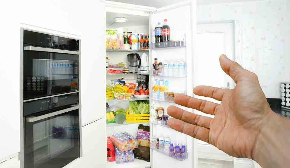 Sua geladeira está começando a cheirar mal? Foto: Pixabay