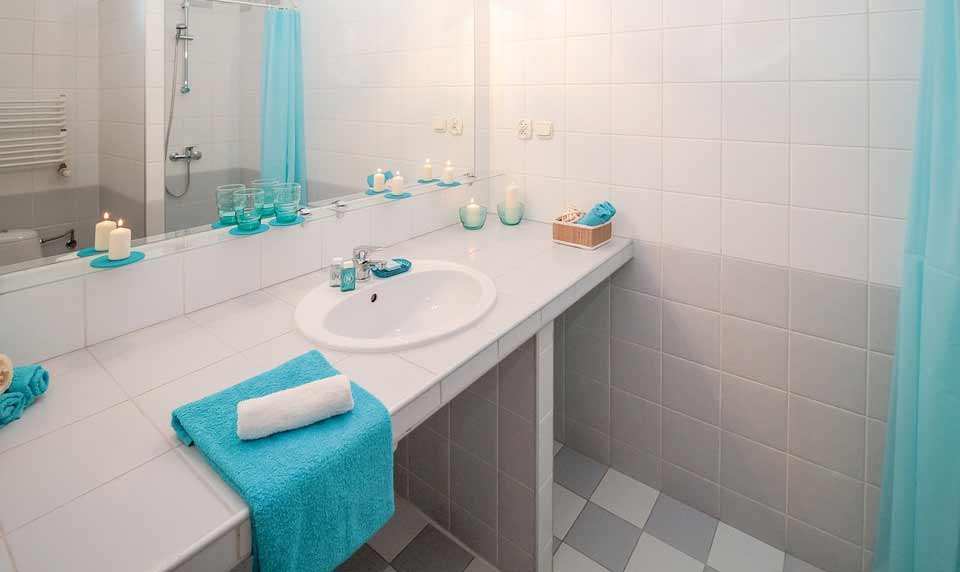 Como limpar pia do banheiro? Confira 10 dicas. Foto: Pixabay